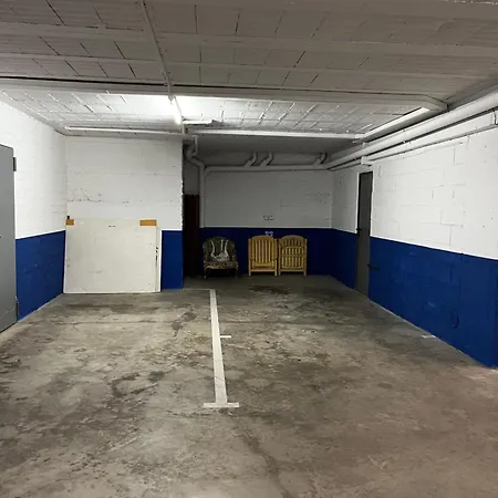 Attic In , With Parking Кадакес